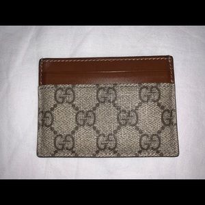 Beige GG Supreme Card Holder